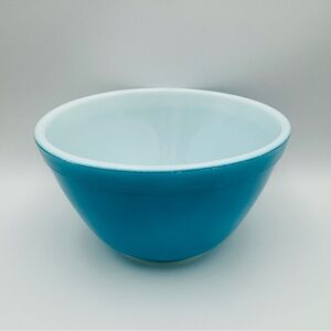 Vintage PYREX 401 Primary Blue Mixing Nesting Bowl 1.5 Pint